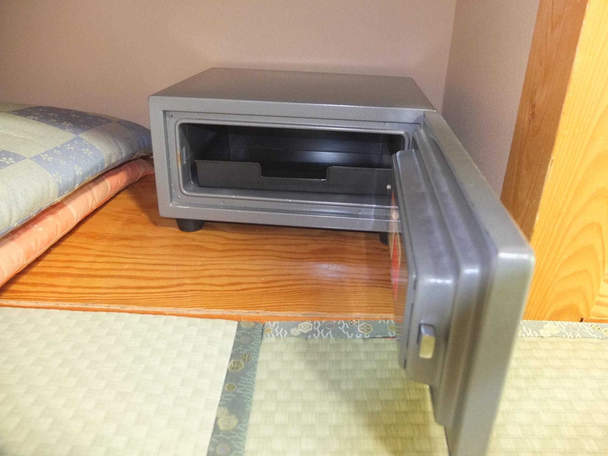 Nikko Green Hotel Natsukashiya Fuwari Екстериор снимка