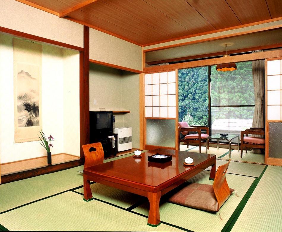 Nikko Green Hotel Natsukashiya Fuwari Екстериор снимка