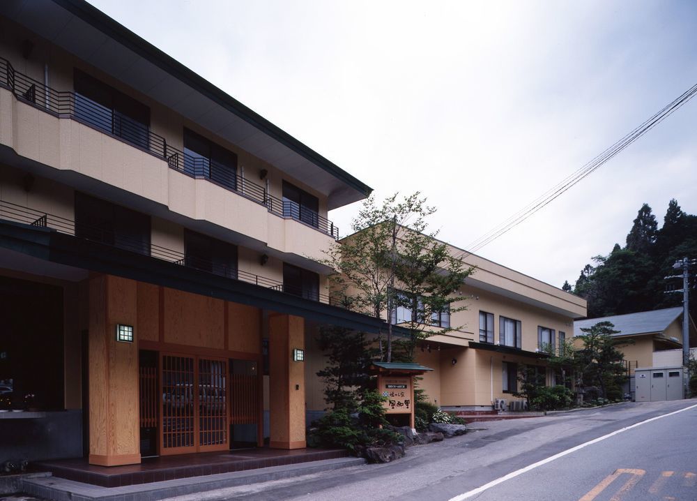 Nikko Green Hotel Natsukashiya Fuwari Екстериор снимка