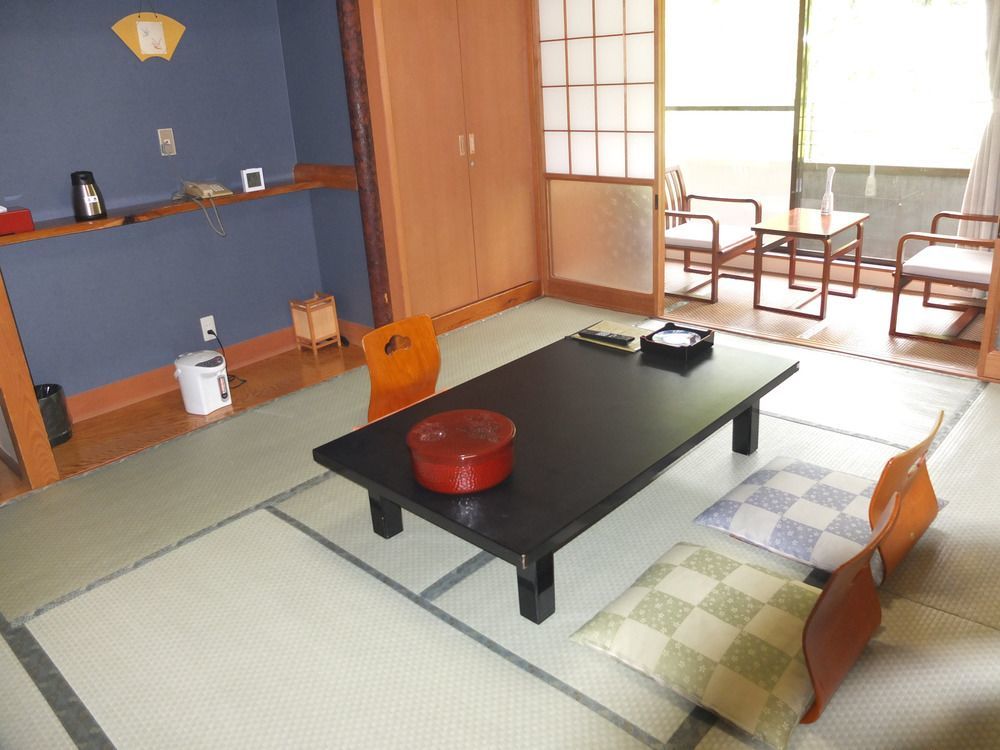 Nikko Green Hotel Natsukashiya Fuwari Екстериор снимка